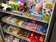 -全家便利店(上海南站站店)