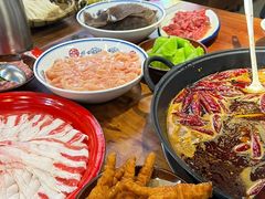 -憨铁匠火锅(红山6979店)