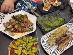 -许哥东北烧烤·铁丳烤串·宫后夹肉(繁花中心店)