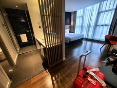 -珠海拱北口岸智选假日酒店