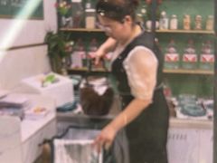 -煨阿婆营养煨汤(闵行店)