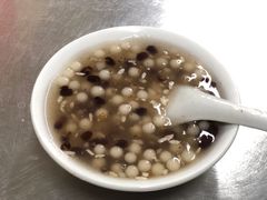 -芳婆糕团店(王府大街店)