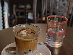 阿芙佳朵-松池一夏咖啡商铺