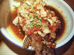 香煎鲫鱼-费大厨辣椒炒肉(万家丽一店)