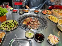 -马路牙子烧烤音乐酒馆(望京店)