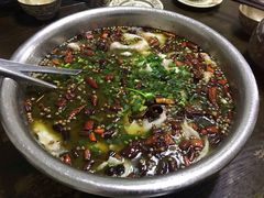 酸菜鱼-陈有良尖椒鸡(渝中示范店)