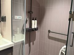 -锦江之星(广州海珠江泰路地铁站店)