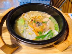 -勺子米线·云南传统小吃市集(四方街店)