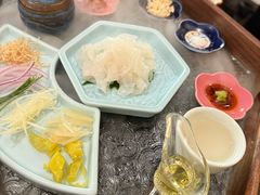 -得意咚瓜·顺德鱼生·冬瓜火锅(深圳首店)