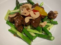 露笋玉葱澳洲和牛-宝丽轩中餐厅BAOLIXUAN