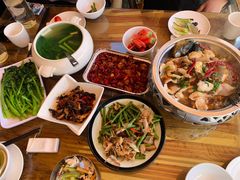 -隔壁老王·家常云南菜(花巷店)