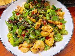 爆炒肥肠-榕江牛瘪牛肉火锅