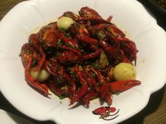-炭火功夫烤鱼·小龙虾音乐餐吧(新风街店)
