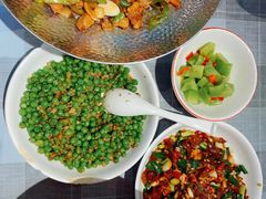 -彭耕记猪油炒小菜(吉联mall店)