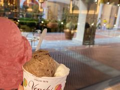-VENCHI 闻绮(上海佛罗伦萨小镇店)