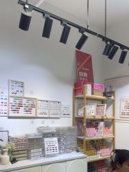 -尤米一站式美甲美睫