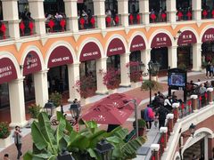 -佛罗伦萨小镇广佛名品奥特莱斯(疏港路店)