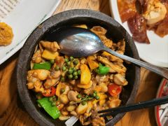 石锅牛蛙-新白鹿餐厅(百联中环店)