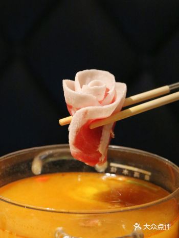 打卡京城独家的黄番茄锅底火锅｜草菁菁蒙火锅
