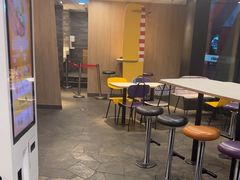-麦当劳(国家体育场南路店)