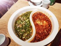 鸳鸯水煮牛肉-成都吃客(九眼桥店)