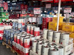 -洛哈思全球商品折扣仓(昆山路店)