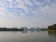 -松山湖南湖湾露营营地