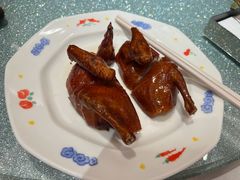 红烧玻璃乳鸽-南海渔村(珠江新城店)