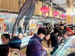 -瑞虹新天地月亮湾