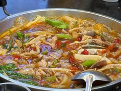 小锅鸡杂-胖娃古镇鸡杂·黑金冠(磁器口总店)
