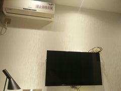 -柏曼酒店(合肥国购广场三里庵地铁店)