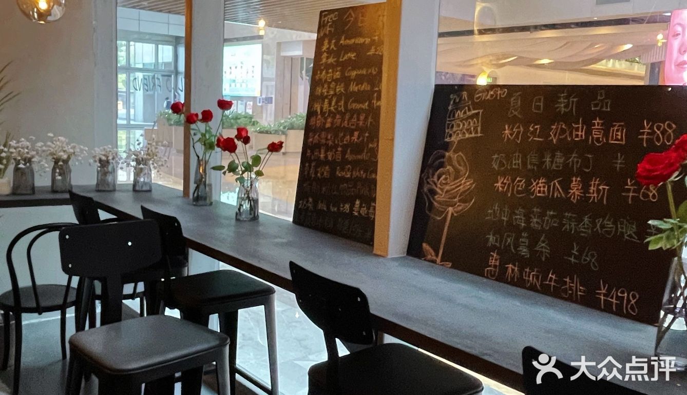 这家bistro有少女心爆棚🌸粉色浪漫意面