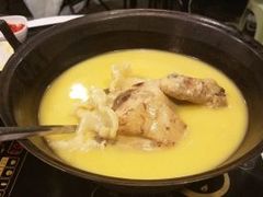 -鲜入围煮花胶鸡海鲜火锅