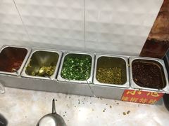 -试试看桂林米粉