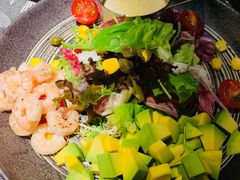 牛油果鲜虾沙拉-秀·爱尔兰餐吧(上海路店)