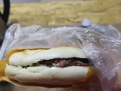 腊牛肉夹馍-杨天玉腊牛羊肉店