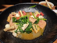 -万记麻辣烫国展总店