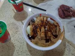 -何老二卤汁凉粉