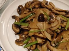 -宁夏国强手抓羊肉·清真菜(未央路凤三店)