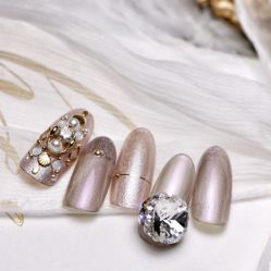 -Pink You美甲洗眉纹绣定制中心