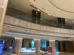 -天津梅江中心皇冠假日酒店