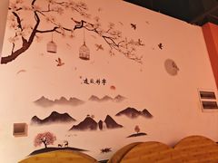 -老街烧烤大排档·地道湖北菜·龙虾馆(汉口火车站店)