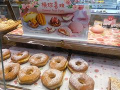 -巴黎贝甜(大宁国际商业广场店)