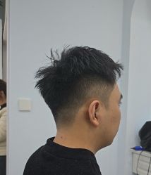 -尤司男士国潮理发馆