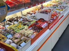 -来伊份(仙霞路五店)