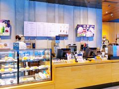 面包甜点陈列柜-星巴克(天津凯德天津湾店)