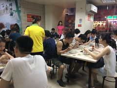 -华威达牛庄(黄埔大道西店)