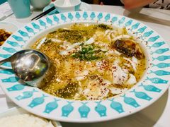 -姚姚酸菜鱼·金戈戈香港豉油鸡(喜荟城联名店)