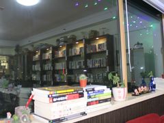 -武汉境自在書店