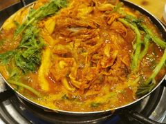 土豆排骨火锅-喇喇排骨火锅·传统韩式脊骨汤(望京西园总店)